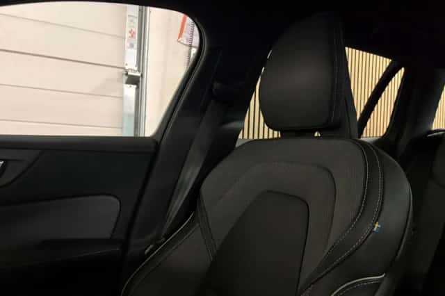 Volvo V60 (2025) thumbnail 43