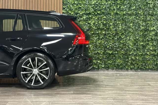 Volvo V60 (2025) thumbnail 7