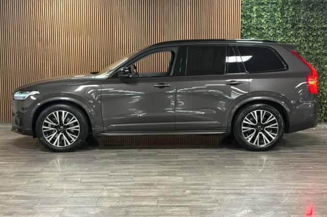 Volvo XC90 (2024) thumbnail 5
