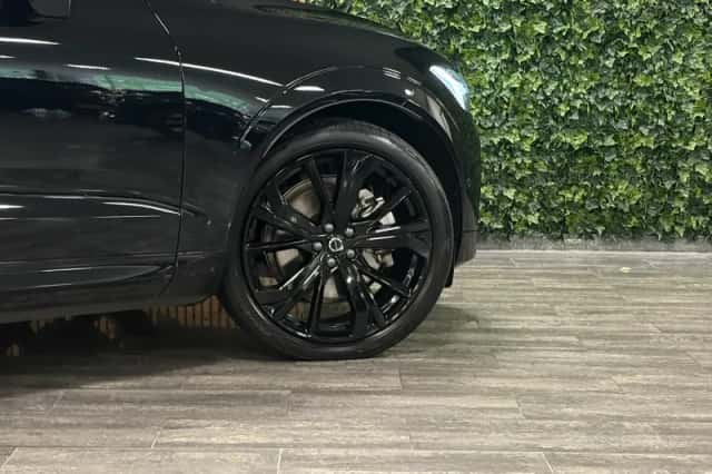 Volvo XC60 (2024) thumbnail 4