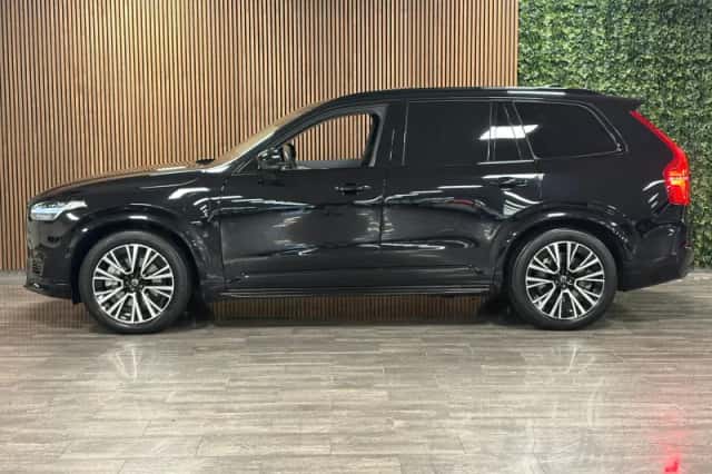 Volvo XC90 (2024) thumbnail 5