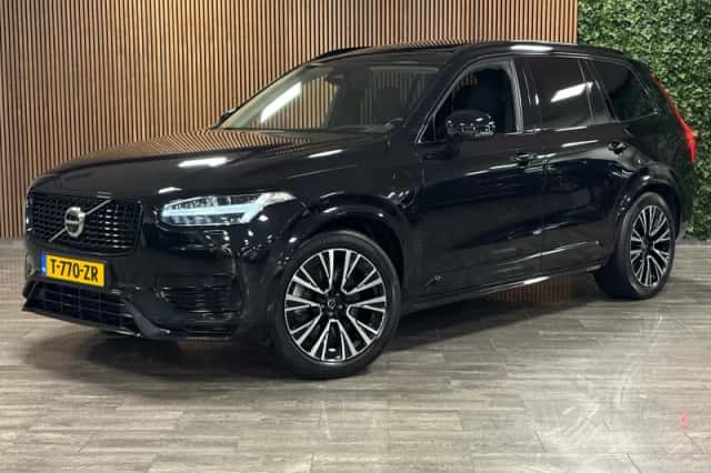 Volvo XC90 (2023) thumbnail 1