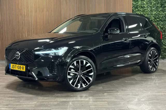 Volvo XC60 (2025) thumbnail 1