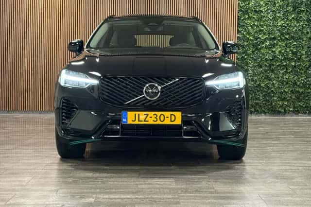 Volvo XC60 (2025) thumbnail 2
