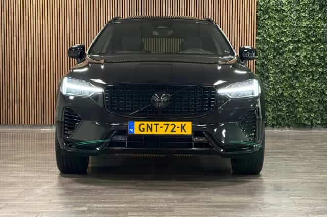Volvo XC60 (2024) thumbnail 2