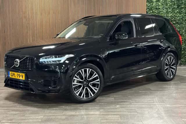 Volvo XC90 (2024) thumbnail 1