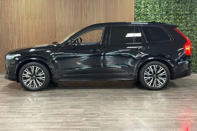Volvo XC90 (2024) thumbnail 5