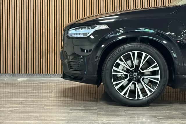 Volvo XC90 (2024) thumbnail 6