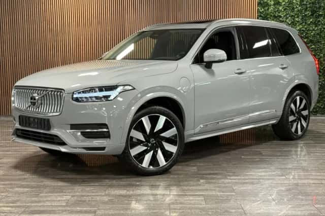 Volvo XC90 (2024) thumbnail 1