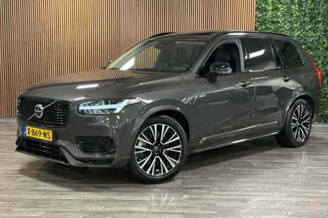 Volvo XC90 (2023) thumbnail 1