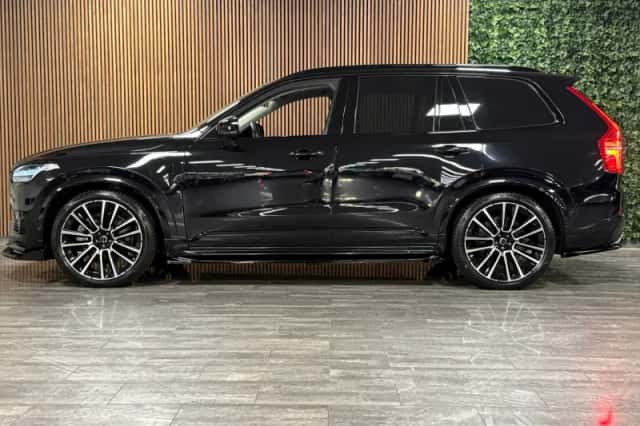 Volvo XC90 (2024) thumbnail 4