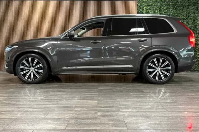 Volvo XC90 (2023) thumbnail 5