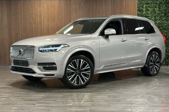Volvo XC90 (2024) thumbnail 1