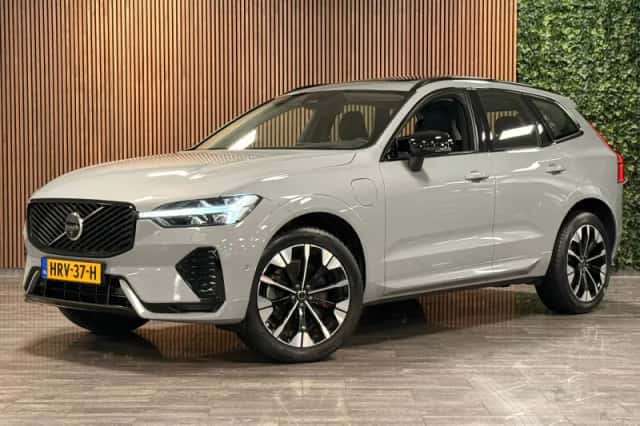 Volvo XC60 (2025) thumbnail 1