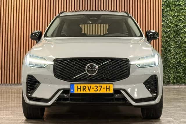 Volvo XC60 (2025) thumbnail 2