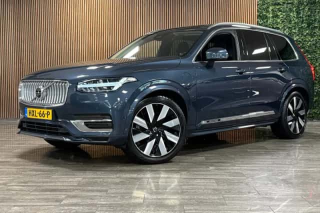 Volvo XC90 (2024) thumbnail 1