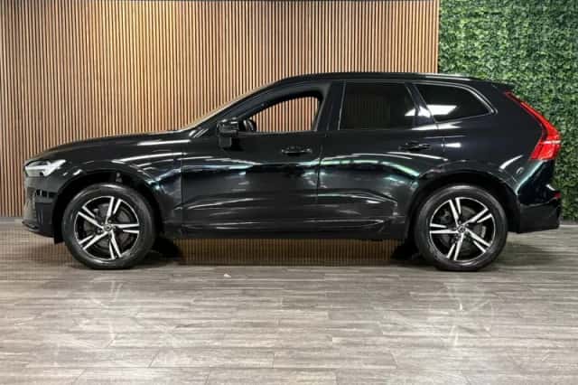 Volvo XC60 (2022) thumbnail 5