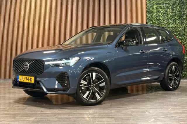 Volvo XC60 (2025) thumbnail 1
