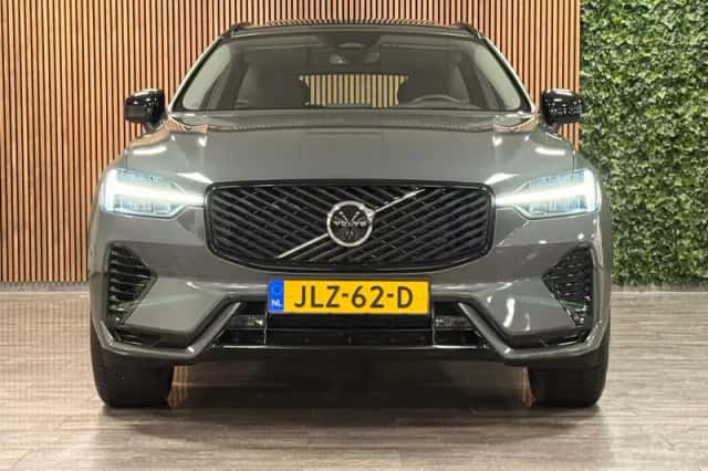 Volvo XC60 (2025) thumbnail 2