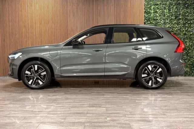 Volvo XC60 (2025) thumbnail 5
