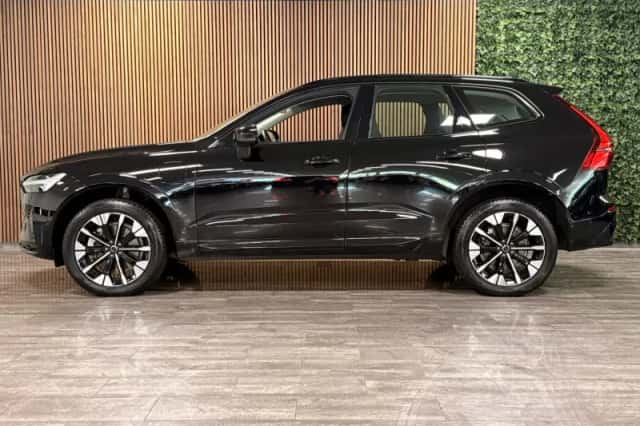 Volvo XC60 (2025) thumbnail 5