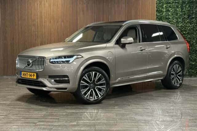 Volvo XC90 (2021) thumbnail 1