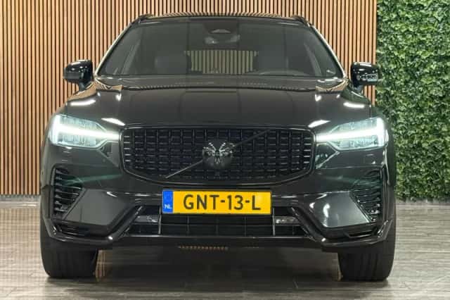 Volvo XC60 (2024) thumbnail 2