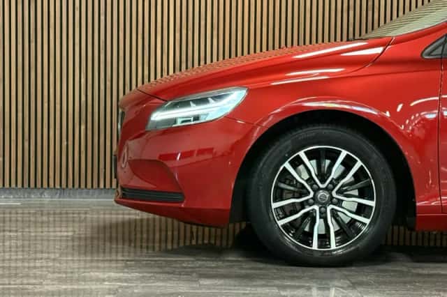 Volvo V40 (2020) thumbnail 6