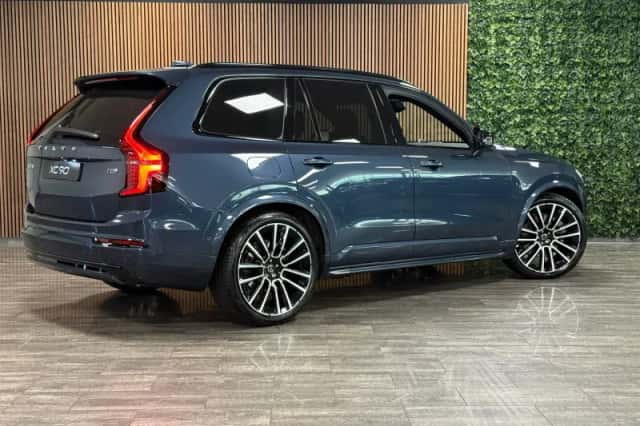 Volvo XC90 (2026) thumbnail 3