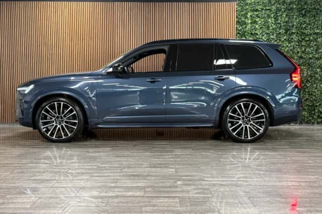 Volvo XC90 (2026) thumbnail 4