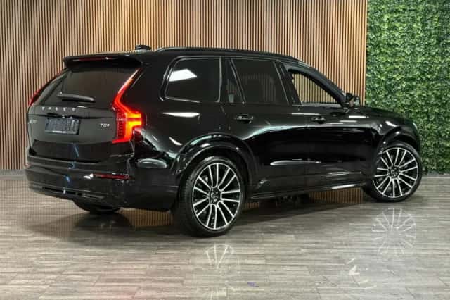 Volvo XC90 (2026) thumbnail 3