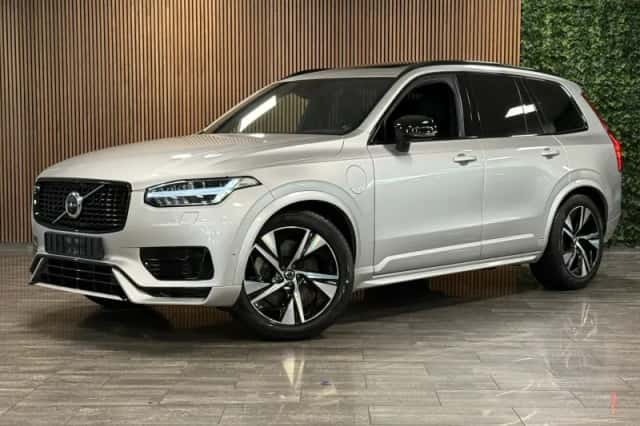 Volvo XC90 (2022) thumbnail 1