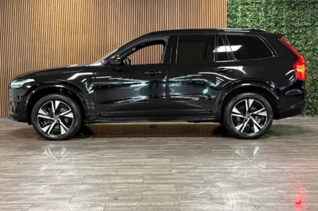 Volvo XC90 (2022) thumbnail 5