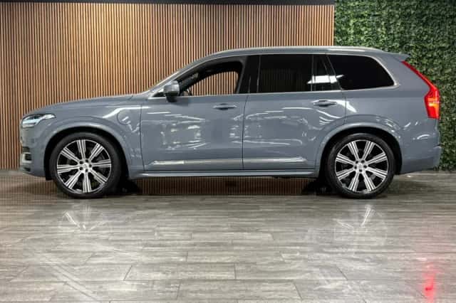 Volvo XC90 (2023) thumbnail 5