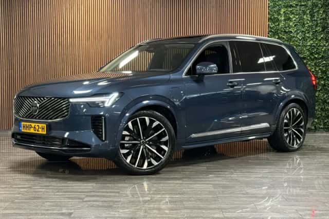 Volvo XC90 (2025) thumbnail 1