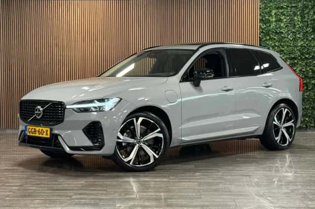 Volvo XC60 (2024) thumbnail 1