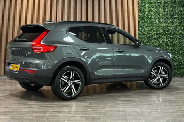 Volvo XC40 (2026) thumbnail 3
