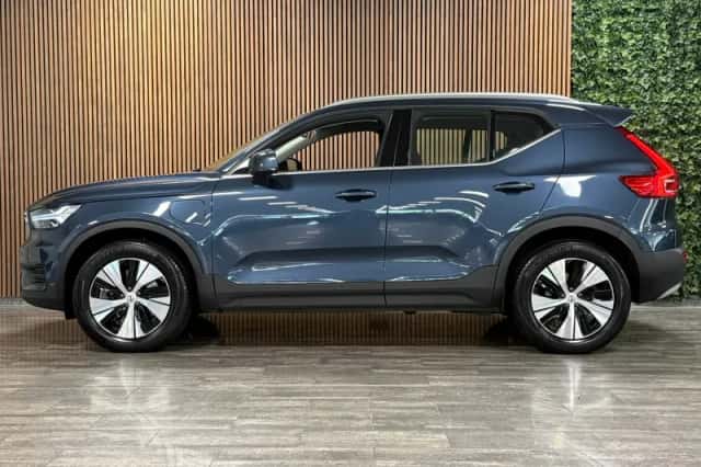 Volvo XC40 (2021) thumbnail 5