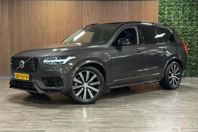 Volvo XC90 (2024) thumbnail 1
