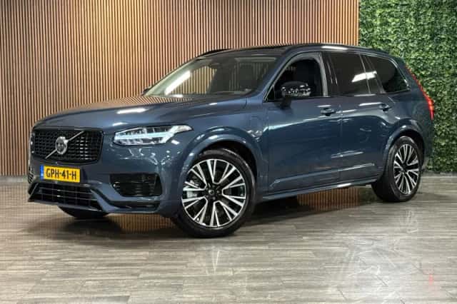 Volvo XC90 (2024) thumbnail 1