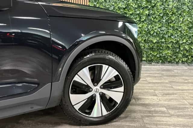 Volvo XC40 (2022) thumbnail 4