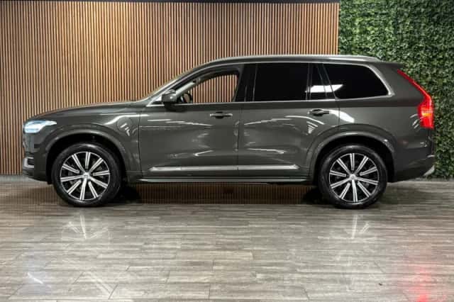 Volvo XC90 (2022) thumbnail 5
