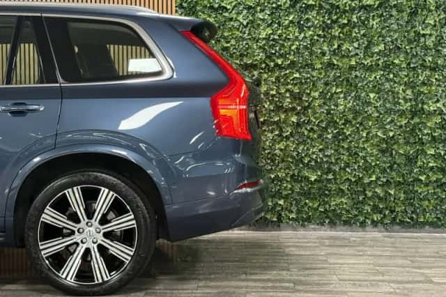 Volvo XC90 (2022) thumbnail 5