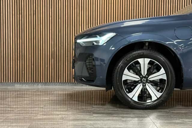 Volvo XC60 (2023) thumbnail 6