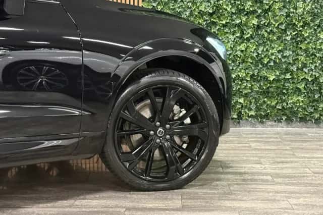 Volvo XC60 (2024) thumbnail 4