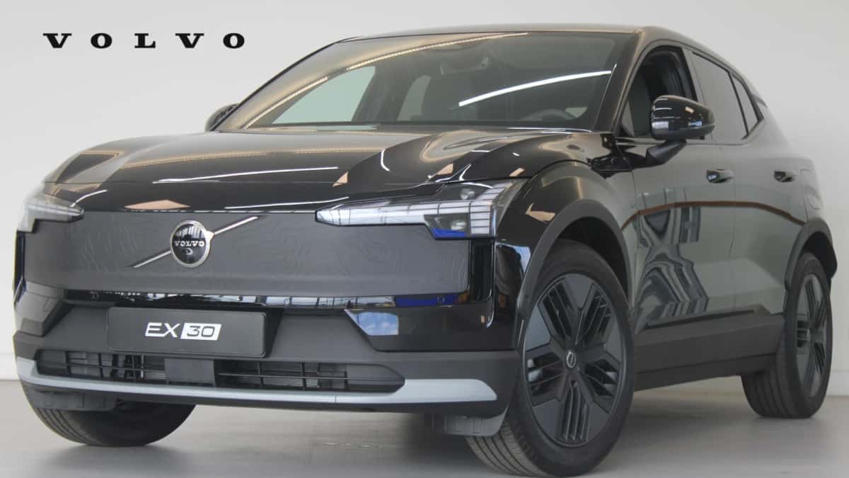 Volvo EX30 (2026) — foto 1