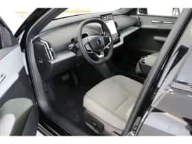 Volvo EX30 (2026) thumbnail 4