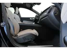 Volvo XC60 (2025) thumbnail 36