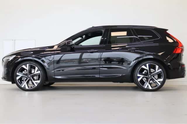 Volvo XC60 (2026) thumbnail 2