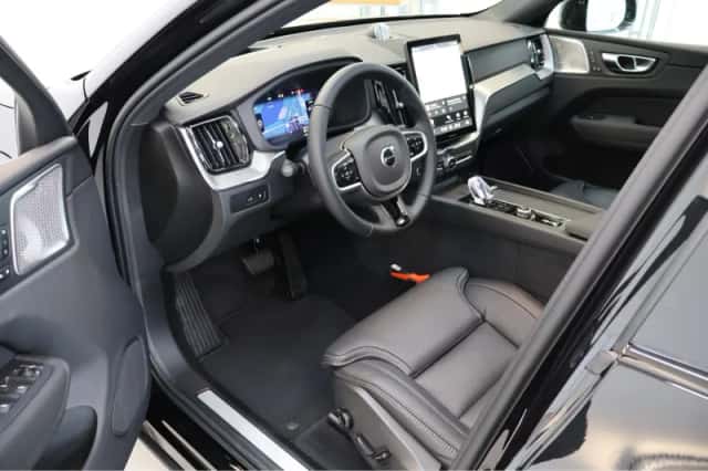 Volvo XC60 (2026) thumbnail 4